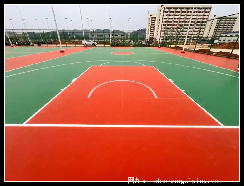 山东康帝地坪 | 硅 PU 球场施工 | 篮球场硅 PU 铺